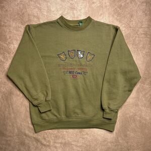 Vintage American Eagle Wilderness Park Protected Wildlife Embroidered Sweater